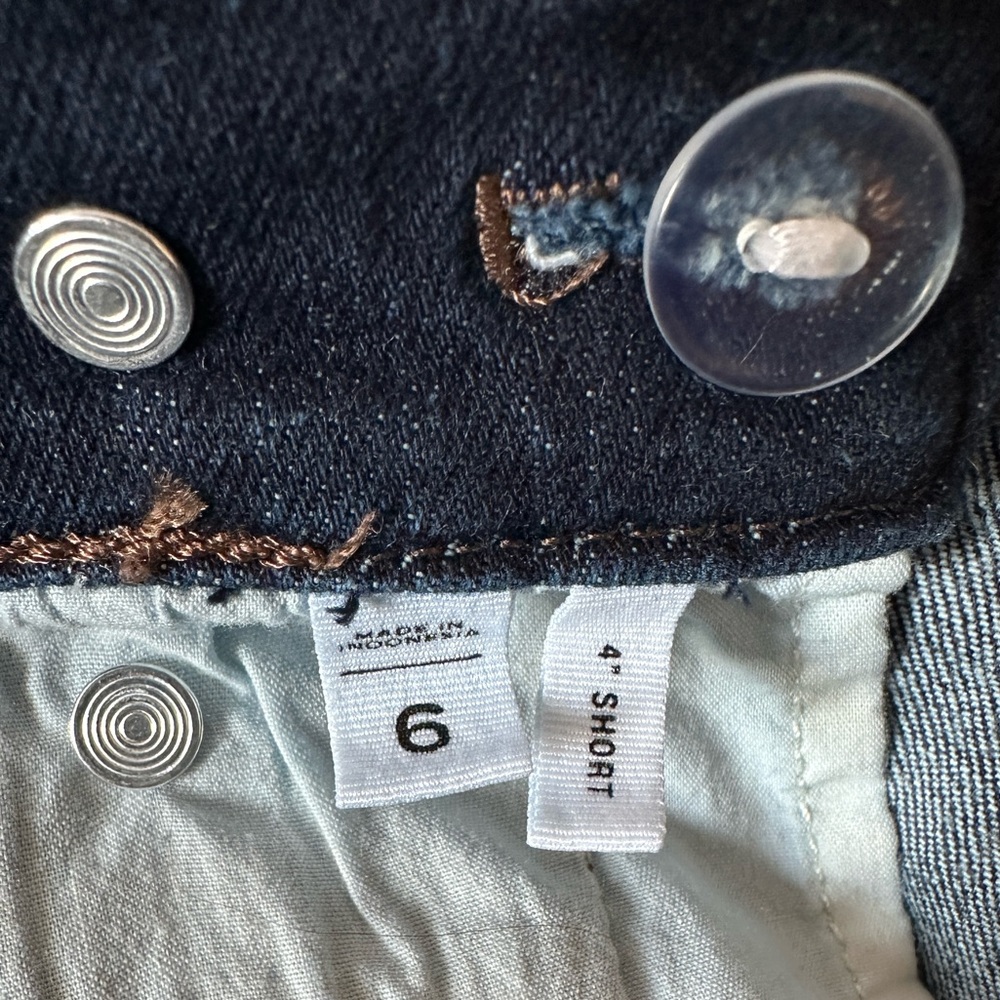 Ann Taylor Loft Dark Blue Denim Sailor Shorts | Women’s Size 6 - Picture 5 of 9